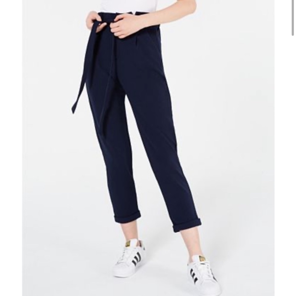 Stretchy black paperbag pants